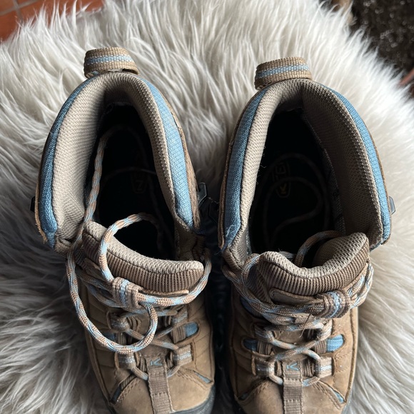 Hicking boots - Picture 3 of 8